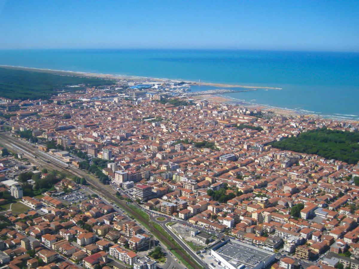 Apartment Sea House By Interhome Lido di Camaiore Exterior foto
